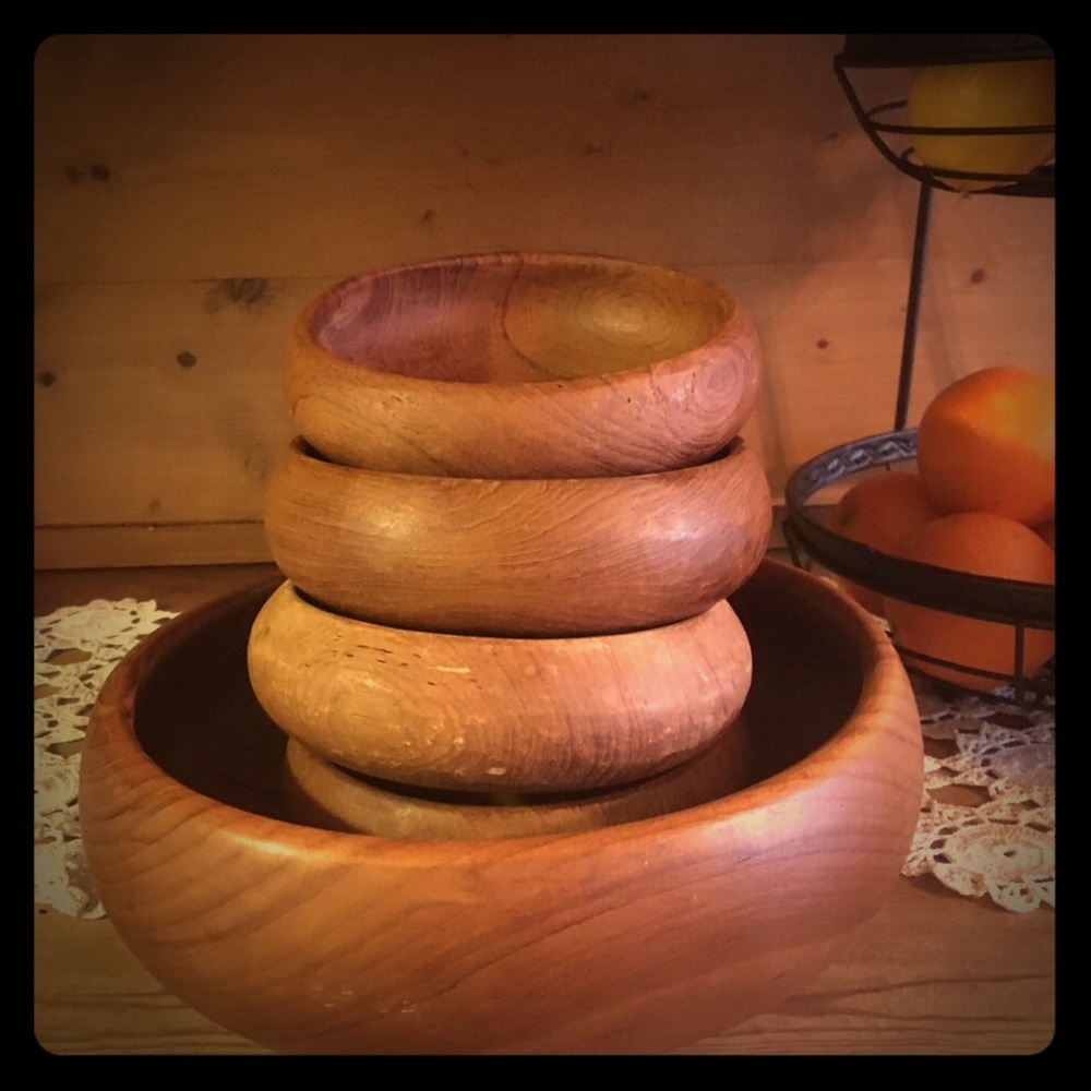 Vintage Wooden Salad Bowl Set